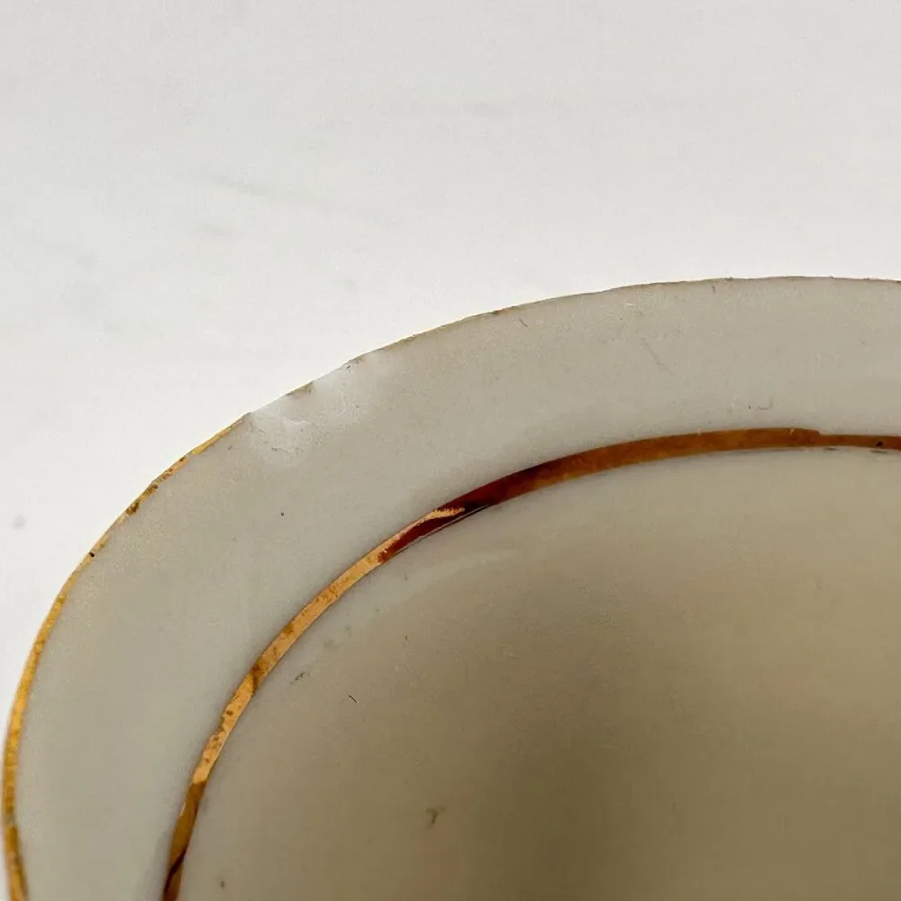 Vintage Inarco Japan White Gold Leaf Demitasse Teacup Saucer Set 2pc E-168-3